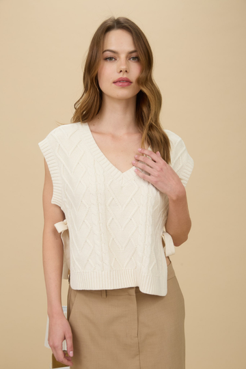 Move Forward Sweater Vest - Cream