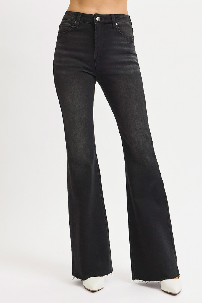 Acting Out Flare Jeans - Black
