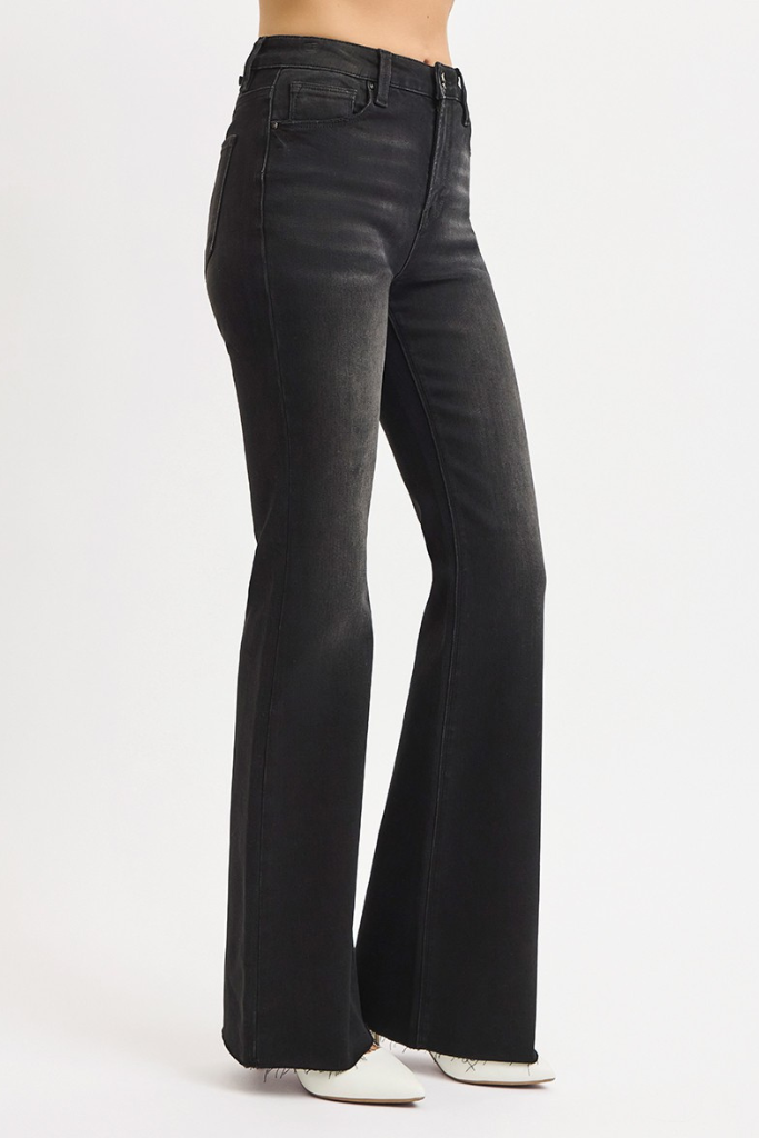 Acting Out Flare Jeans - Black