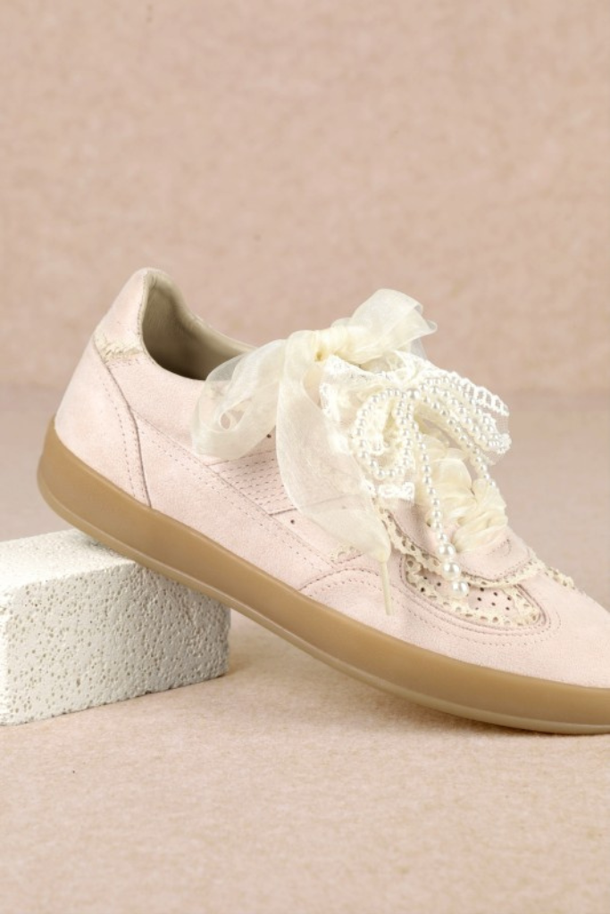 Eleanor Lace Sneaker - Pink