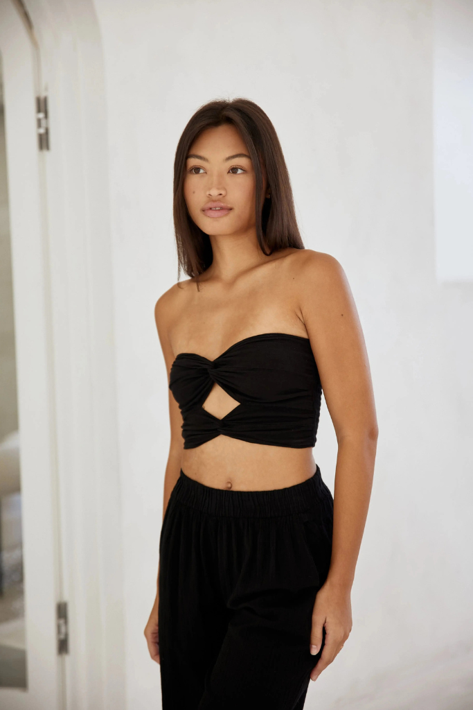 Blanco By Nature Sofia Crop Top - Black