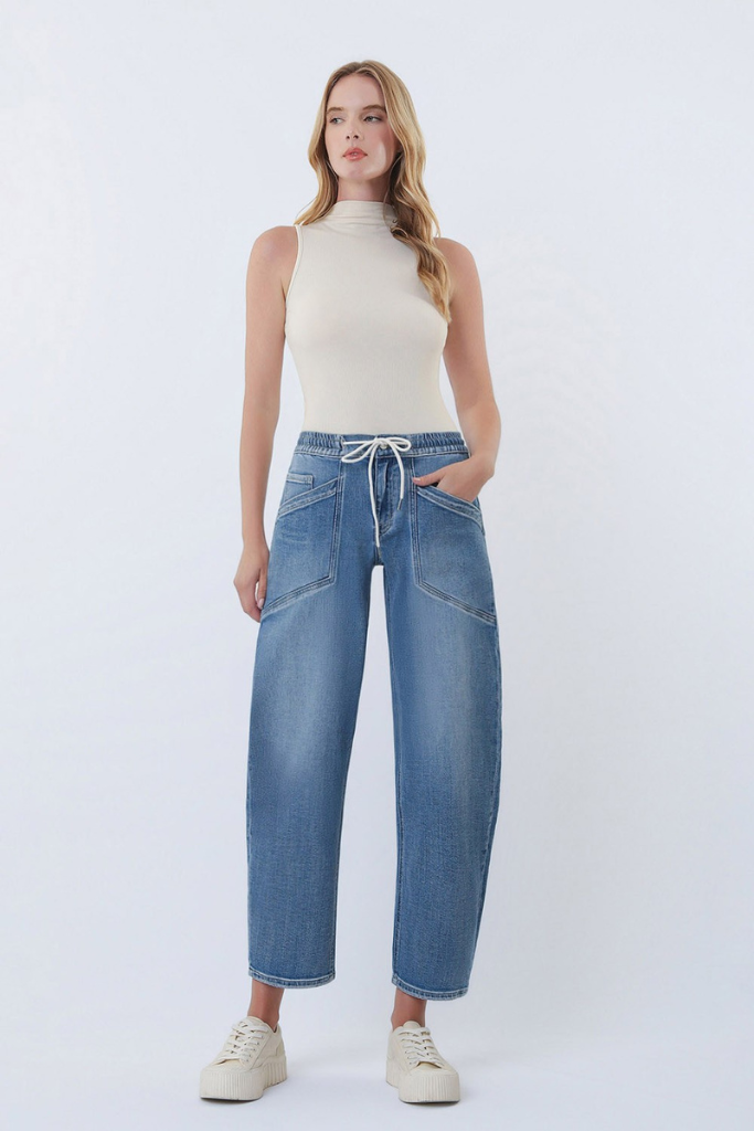 New Girl Barrel Jeans - Medium Wash