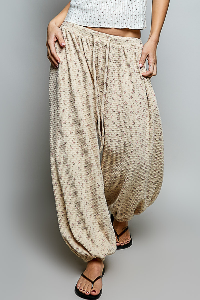 Monae Textured Knit Balloon Joggers - Beige Floral