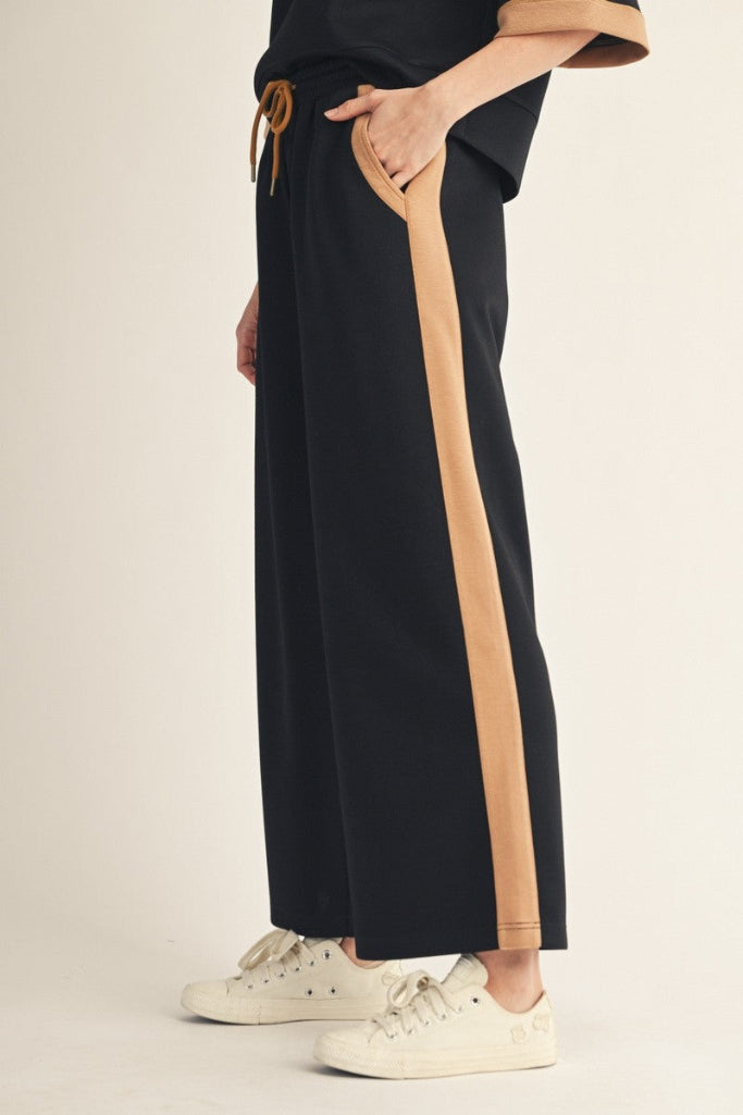 Enjoy Bliss Contrast Wide Leg Sweatpants - Black