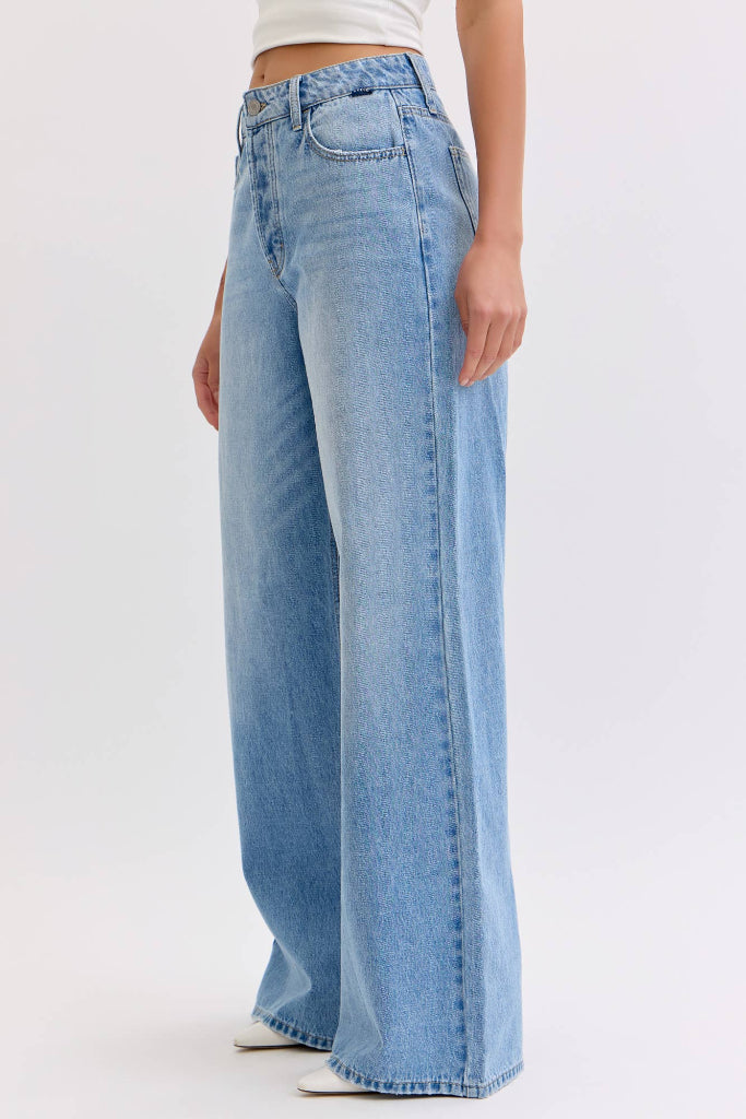 Just Saying Wide Leg Jeans - Light Wash