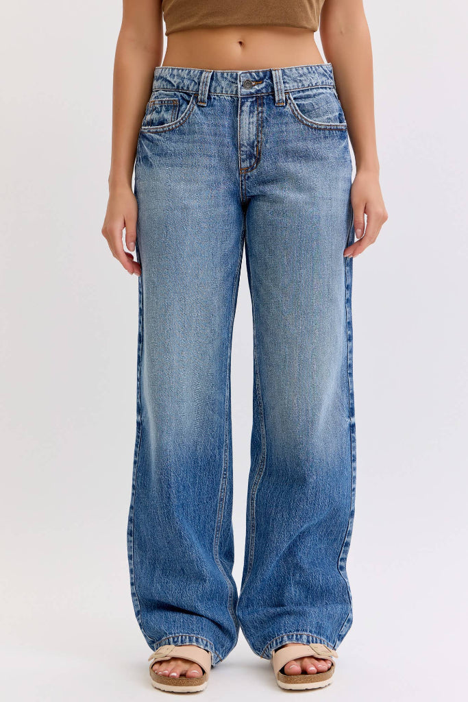 Stop Caring Wide Leg Baggy Jeans - Medium Wash