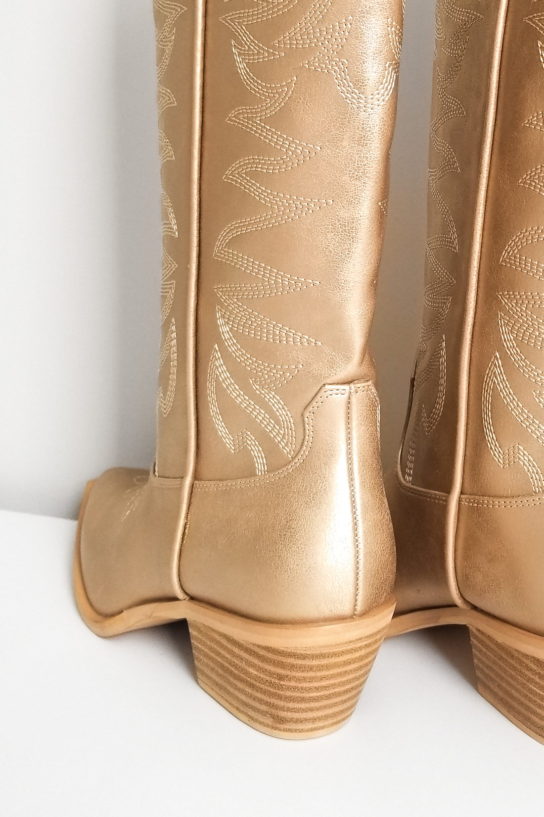 Zerena Cowgirl Boot - Gold