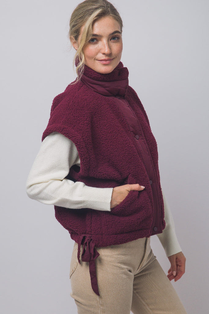 Free Range Teddy Vest - Burgundy