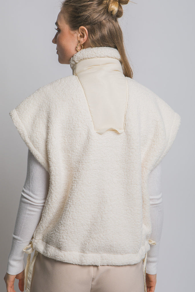Free Range Teddy Vest - Ivory