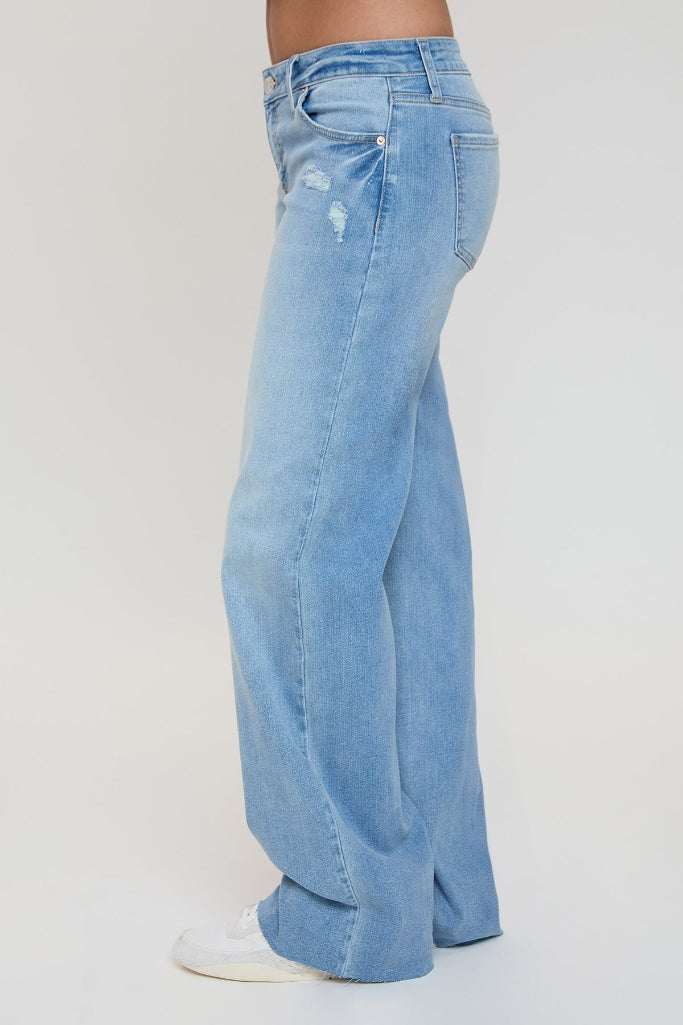 Main Event Low Rise Wide Leg Jean - Light Wash