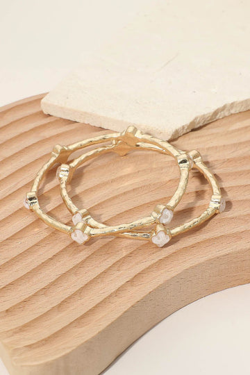 Lily Hammered Clover Bangle Set - Gold/White