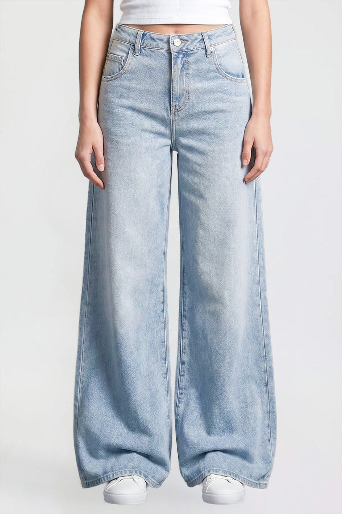 Trend Setter Wide Leg Baggy Jeans - Light Wash