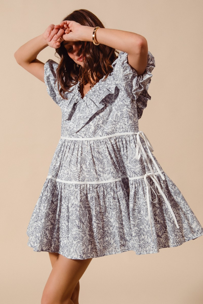 Dare To Dream Dress - White/Navy