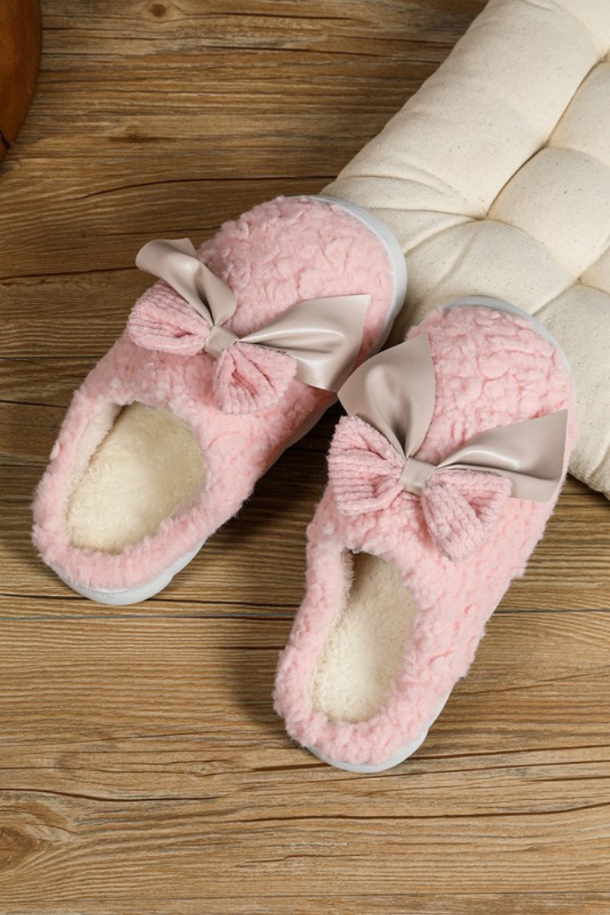 Full Of Warmth Bow Slipper - Pink