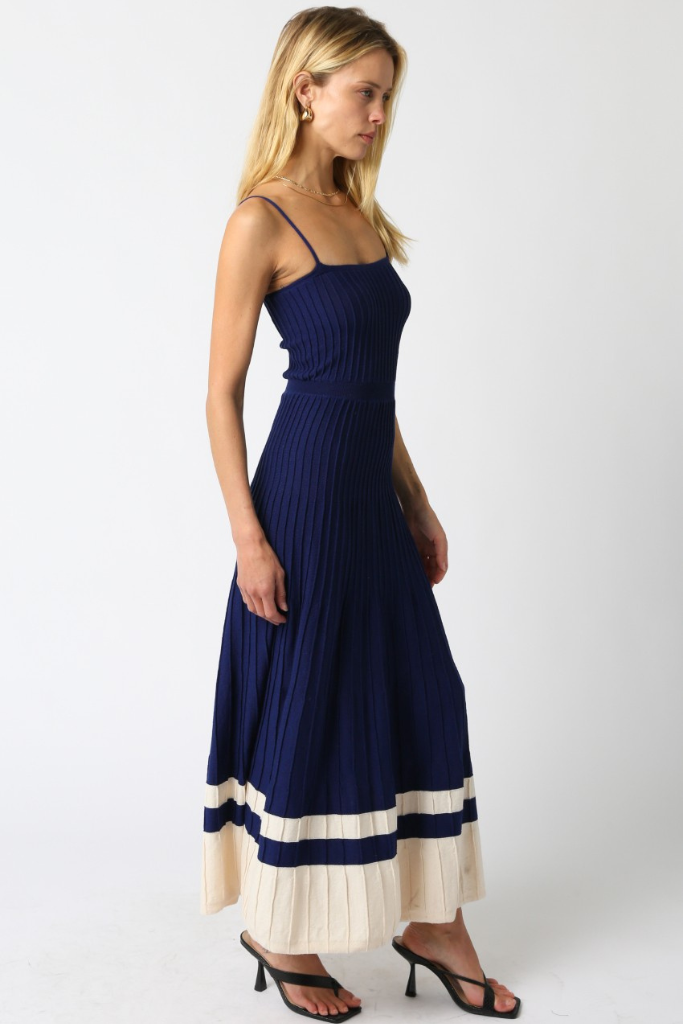 Open Arms Maxi Dress - Navy/Ecru