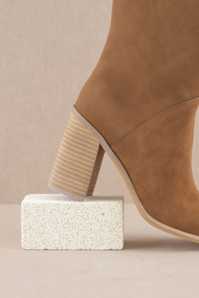 The Shiloh Knee High Boot - Brown