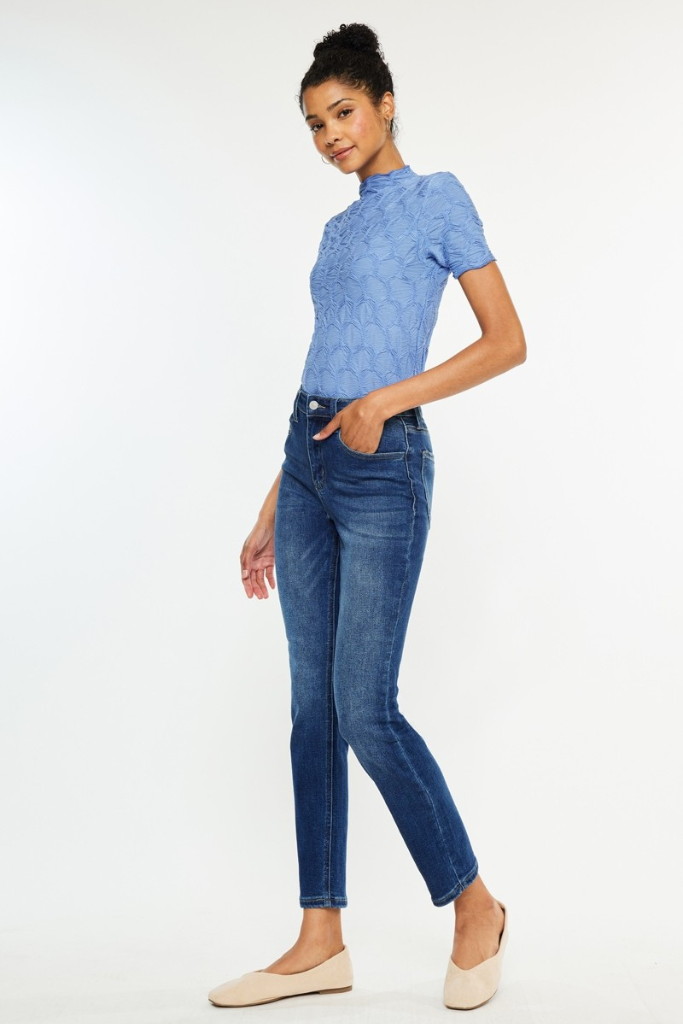 Hallie Straight Leg Jeans - Dark Wash