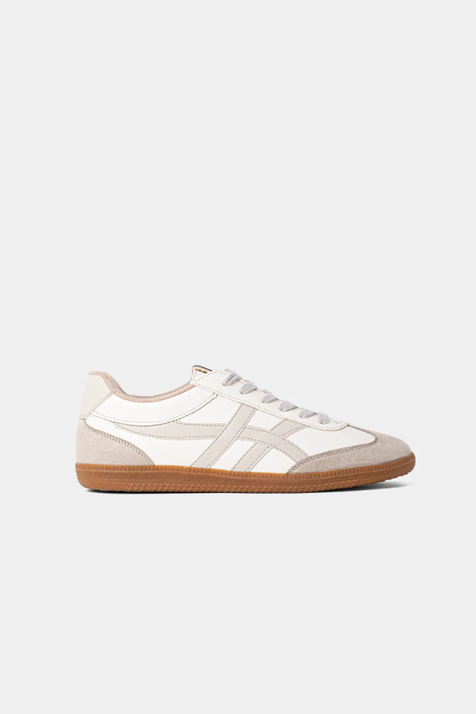 Sasha Sneaker - White