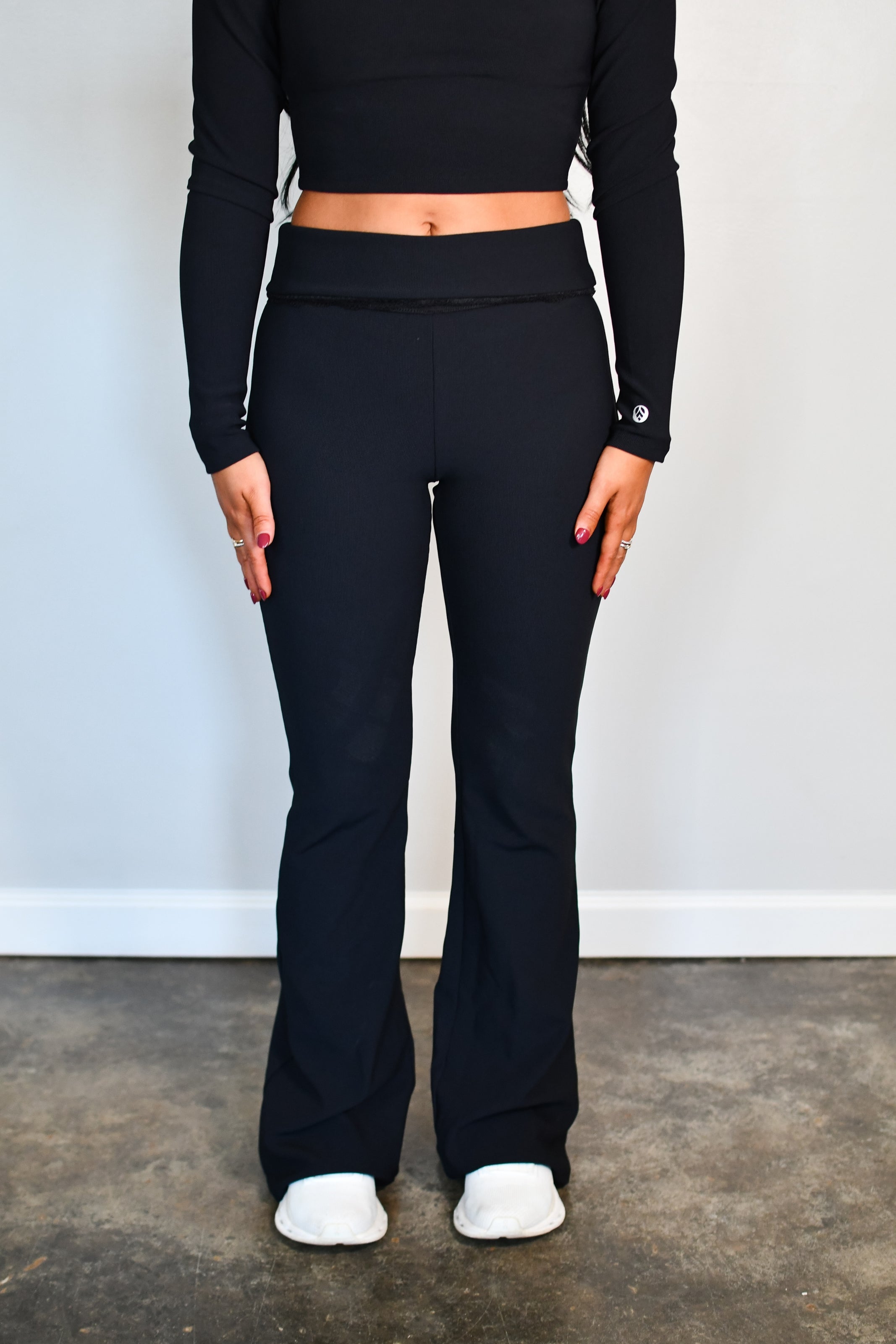 Tooloolah Luxe Lace Flare Leggings - Black