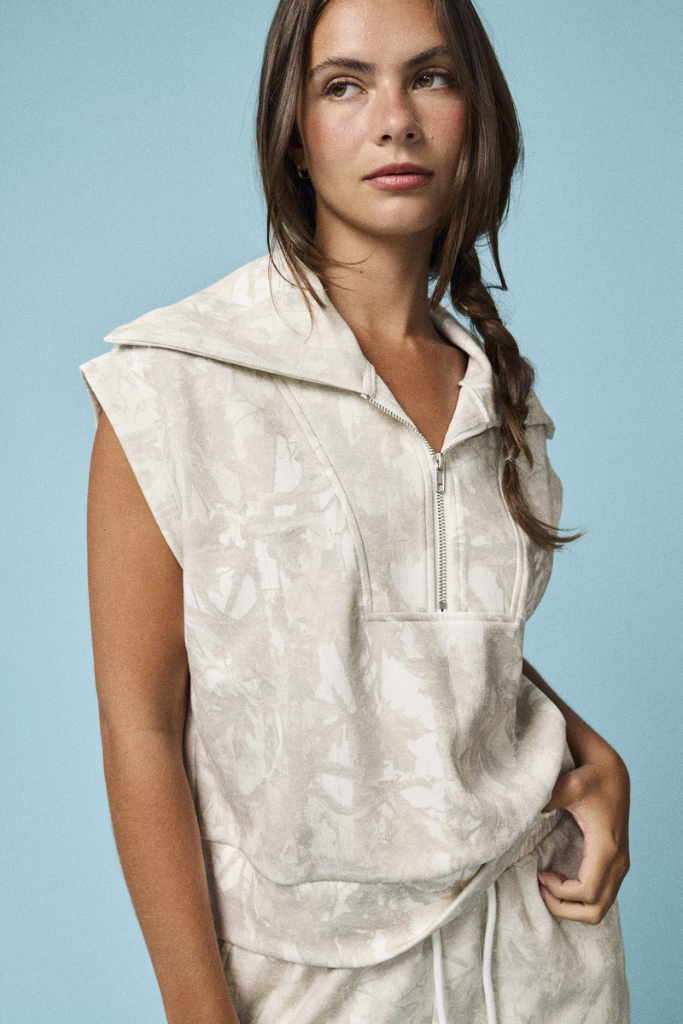 Class Act Half Zip Top - Light Camo