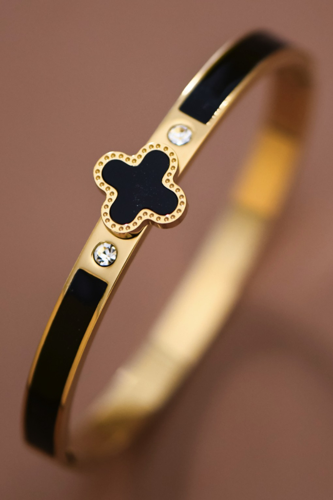 Isadora Clover Bangle - Black/Gold