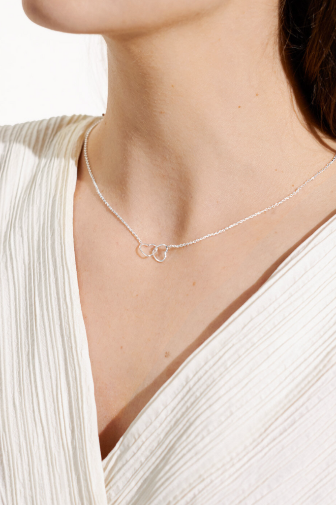 A Little &#039;Friendship&#039; Necklace- Silver