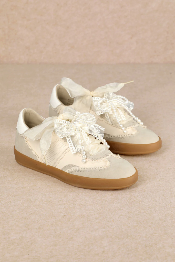 The Dixie Sneaker- Off White