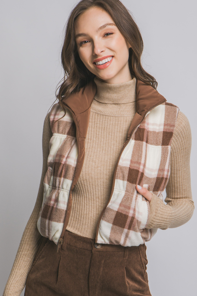 Fast Track Reversible Vest - Mocha
