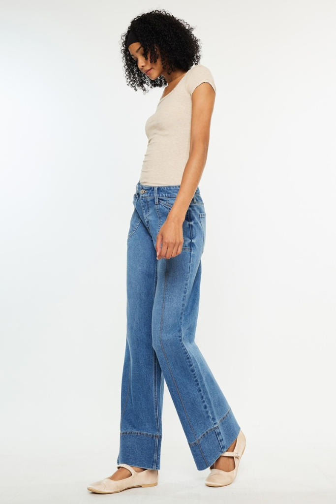 Flirty Fit Wide Leg Jeans - Medium Wash