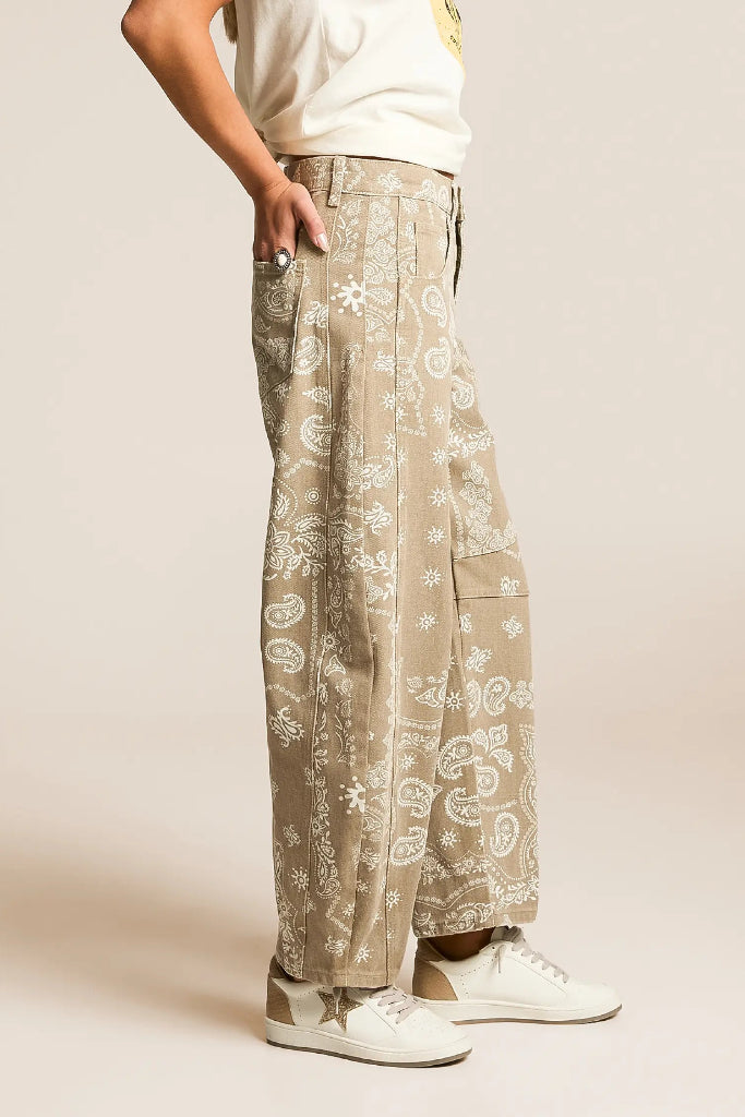 Hot Style Paisley Barrel Jeans - Tan