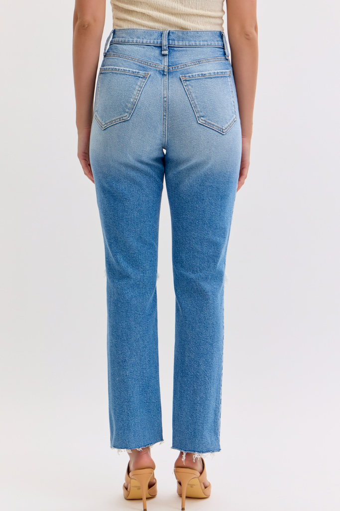 Sweet Talk Straight Leg Jeans - Medium Wash
