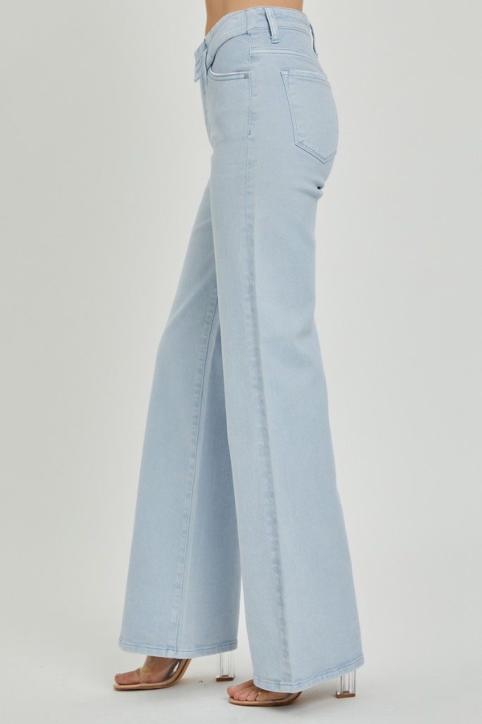 Truly Alive Wide Leg Jeans - Light Wash