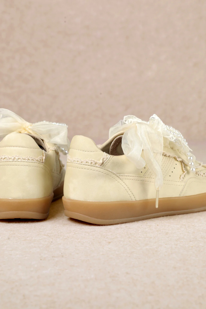 Eleanor Lace Sneaker - Yellow
