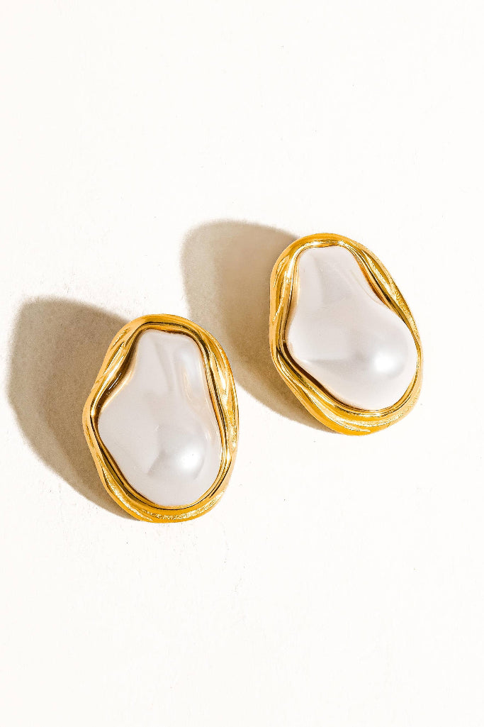 Yasmin Classic Pearl Round Earring - Gold