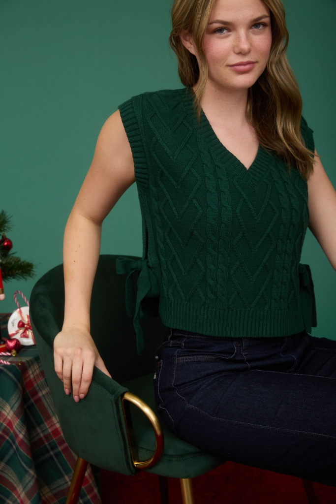 Move Forward Sweater Vest - Evergreen