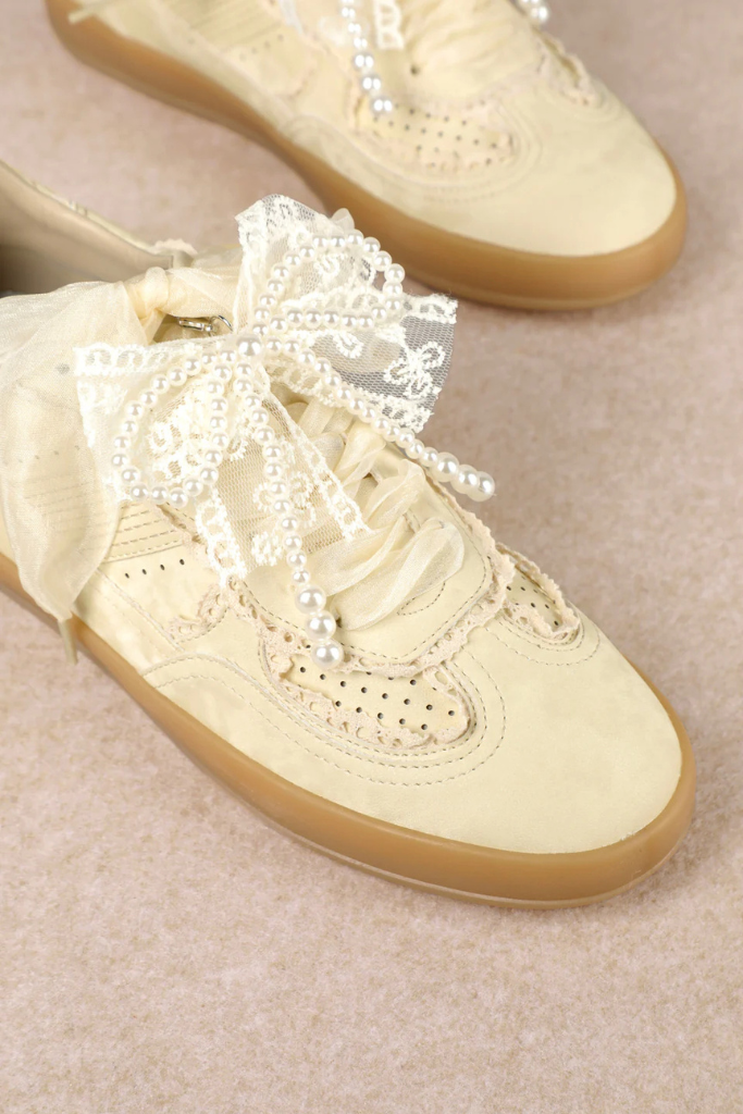 Eleanor Lace Sneaker - Yellow