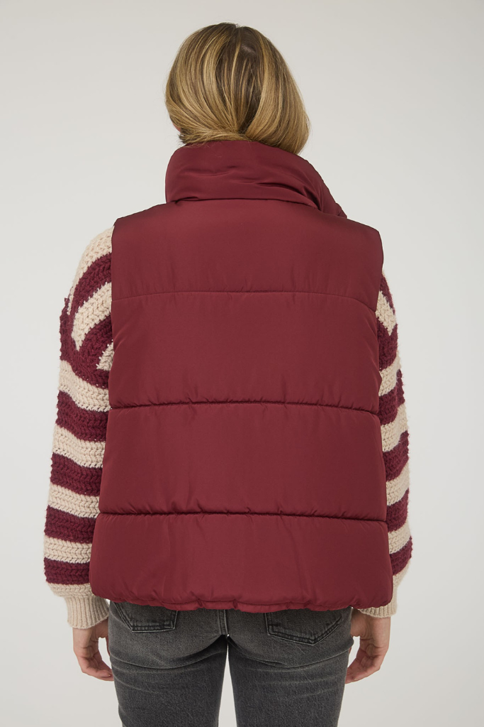Sweet Side Puffer Vest - Burgundy