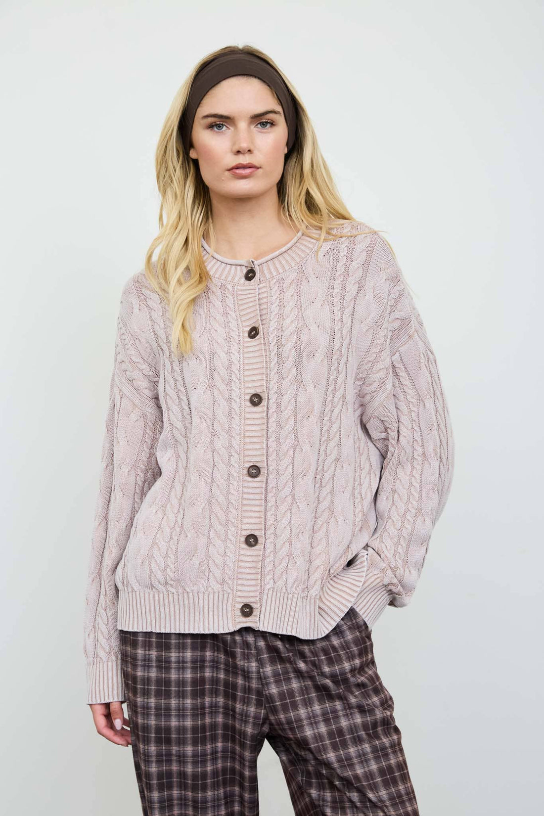 Outspoken Knit Cardigan - Light Taupe
