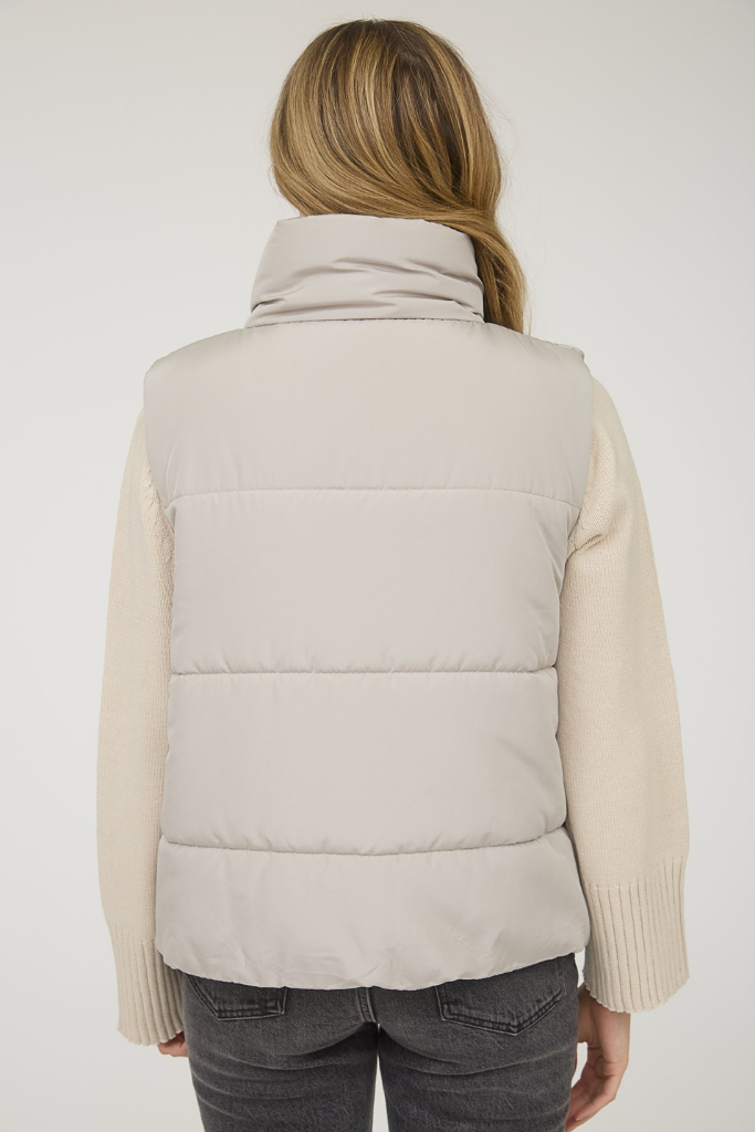 Sweet Side Puffer Vest - Grey