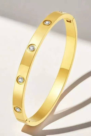 Sleek Find Bangle - Gold