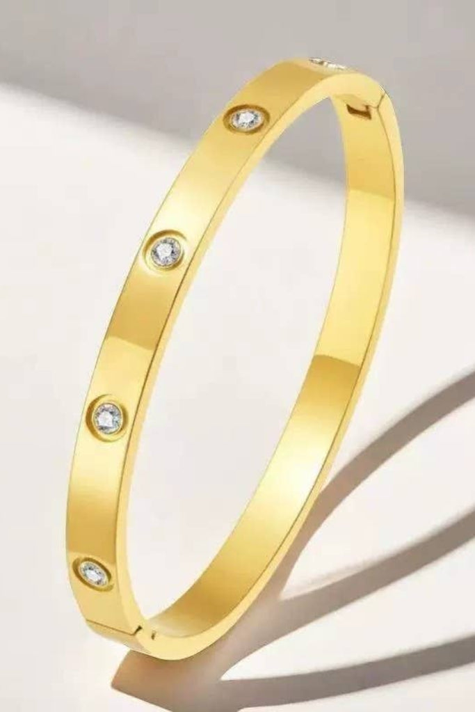 Sleek Find Bangle - Gold
