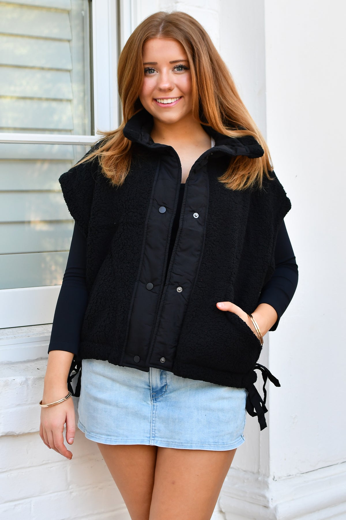 Free Range Teddy Vest - Black