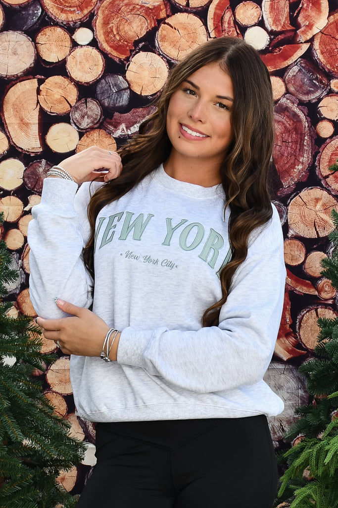 New York Graphic Sweatshirt - Ice Grey