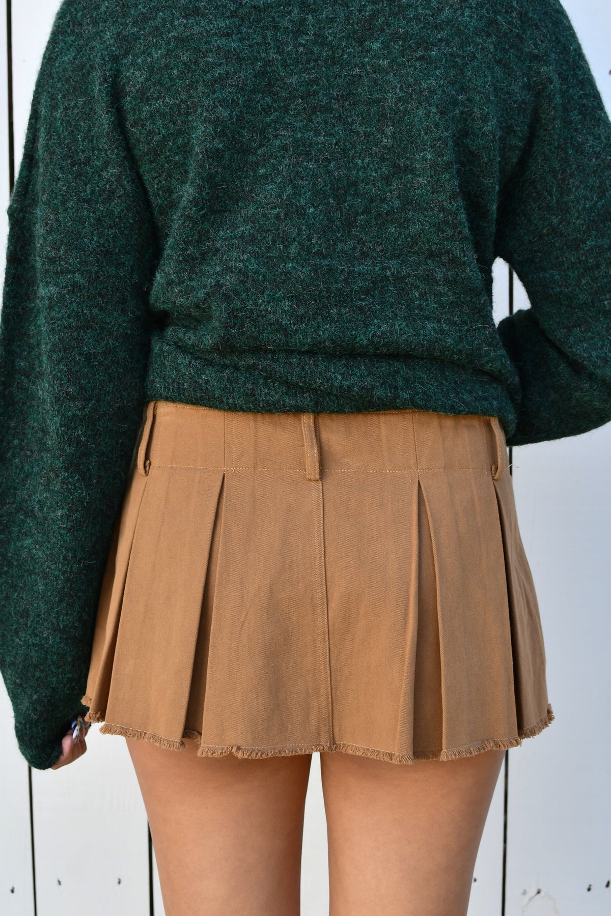 Back of mocha pleated mini skort