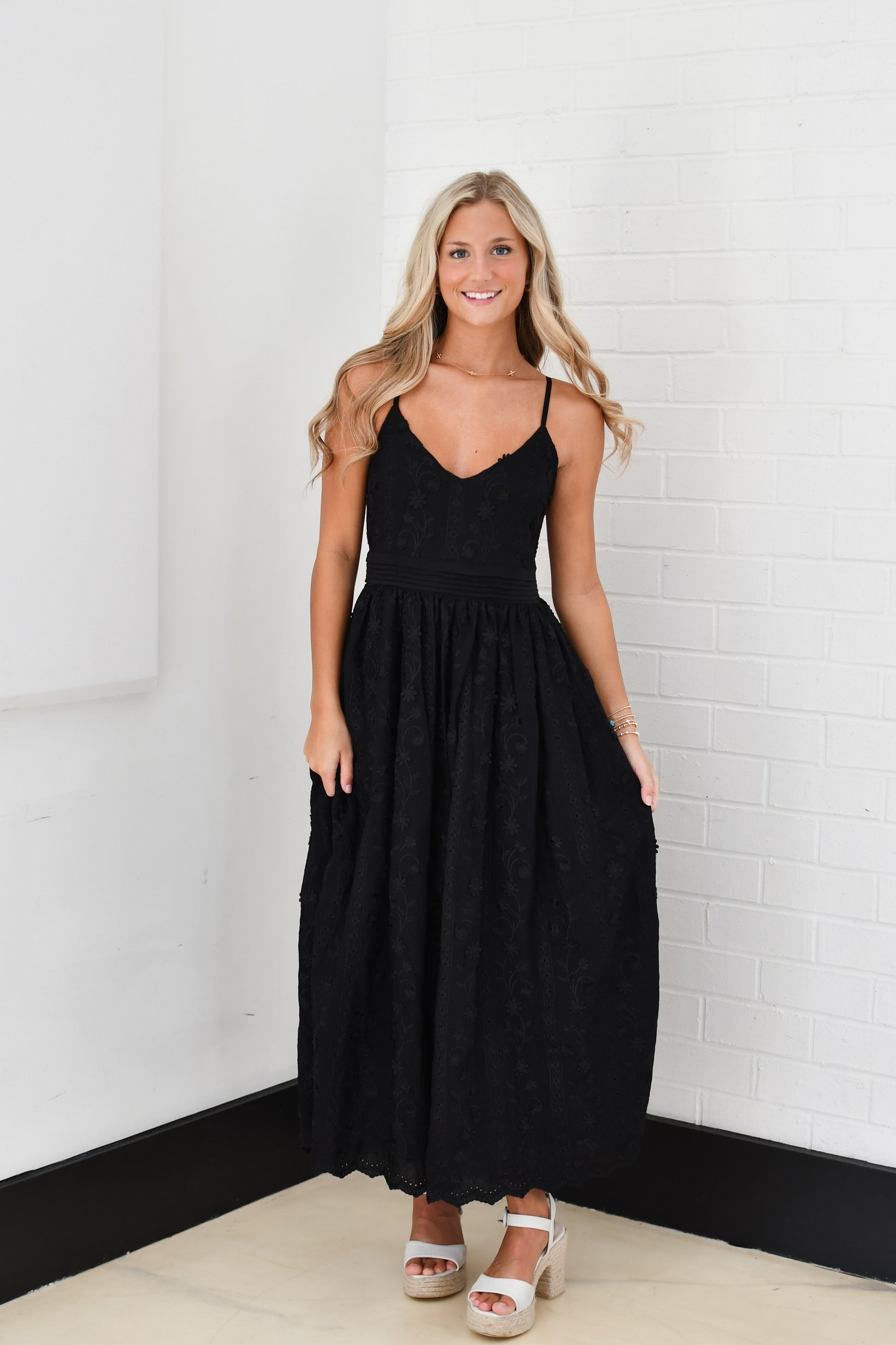 Emersyn Floral Lace Midi Dress - Black