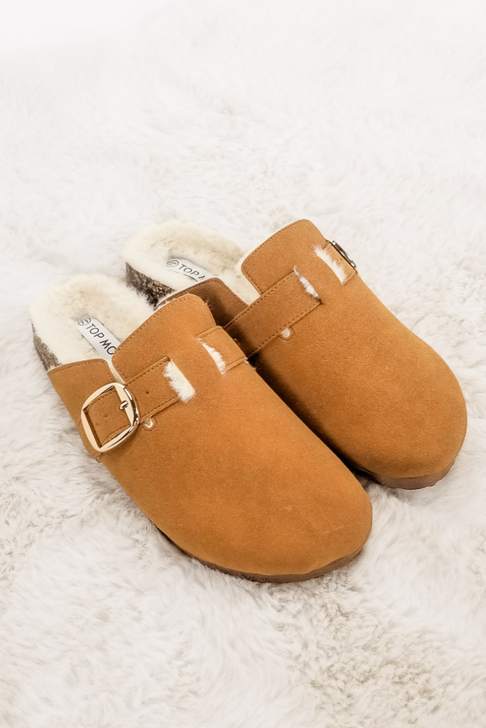 Snug Sara Fur Clogs - Tan
