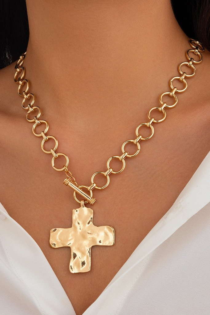 Hammered Cross Toggle Necklace - Gold