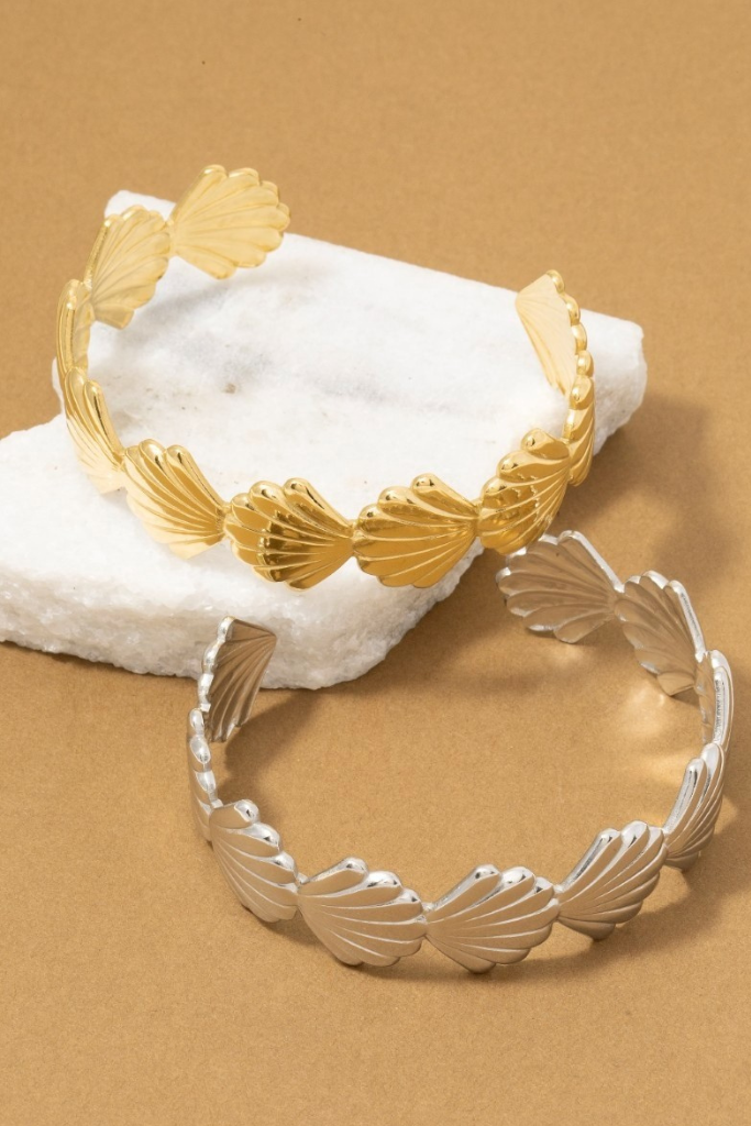 Korolina Seashell Cuff Bracelet -