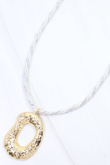 Caroline Hill Morwell Hammered Pendant Necklace - Gold