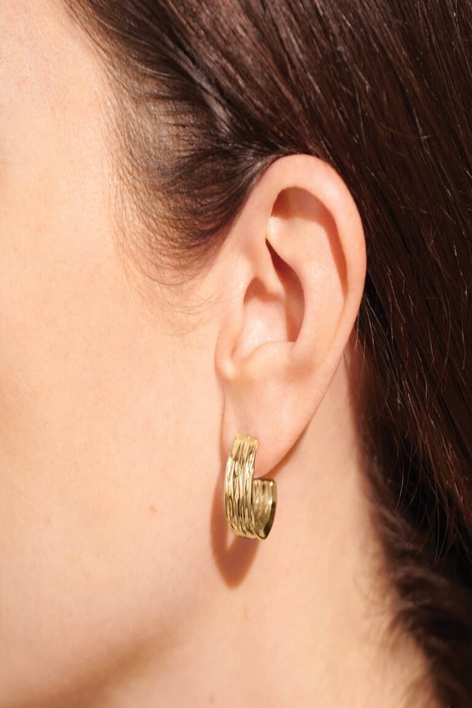 A Littles &amp; Co Textured Hoop Earrings- Gold